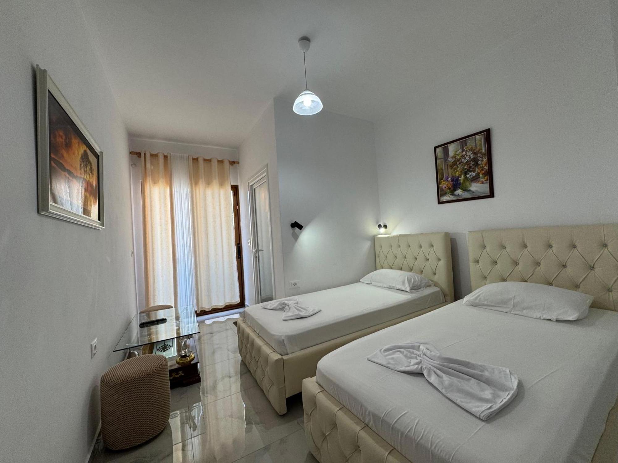 Vila Hergi Sarande Exterior photo