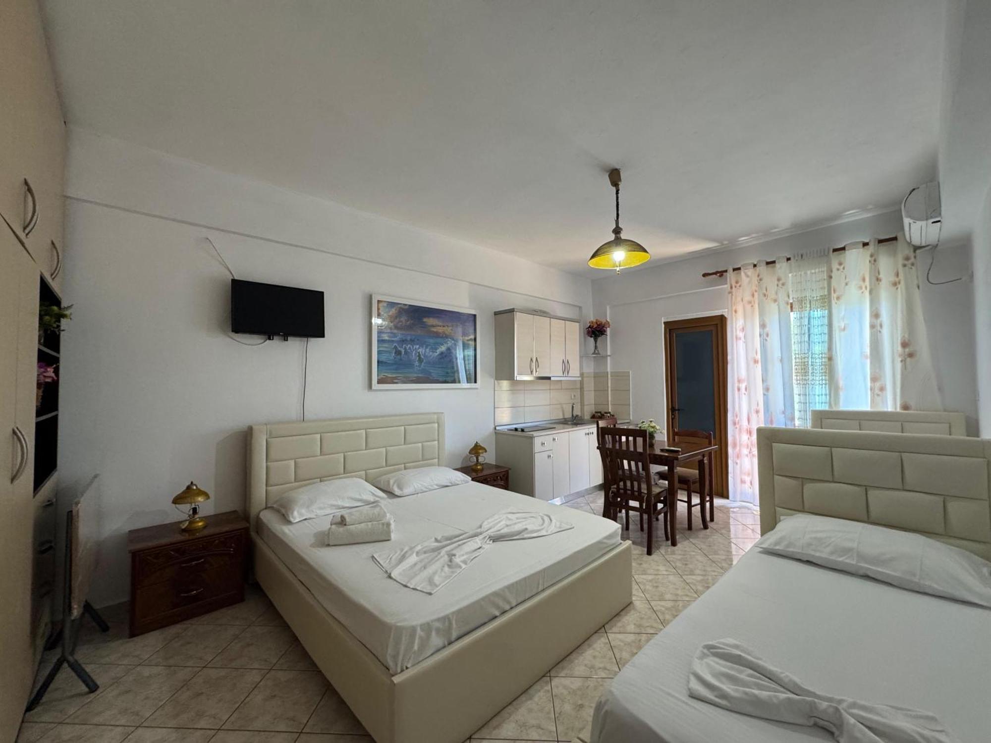 Vila Hergi Sarande Exterior photo